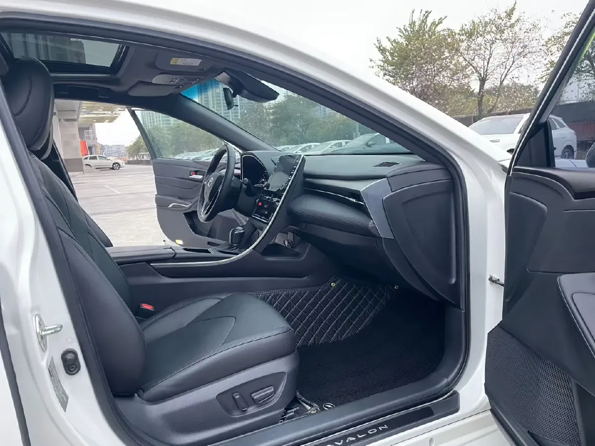 2019 Toyota Avalon 2.0L 178HP L4 CVT,autocango,china used car exporter,china ev exporter,chinese used car exporter,chinese used ev exporter