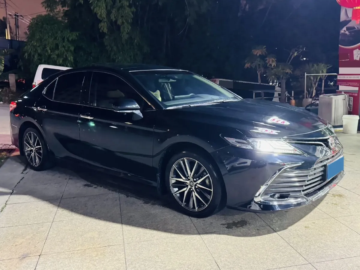 2021 Toyota Camry 2.5L 209HP L4 8AT,autocango,china used car exporter,china ev exporter,chinese used car exporter,chinese used ev exporter
