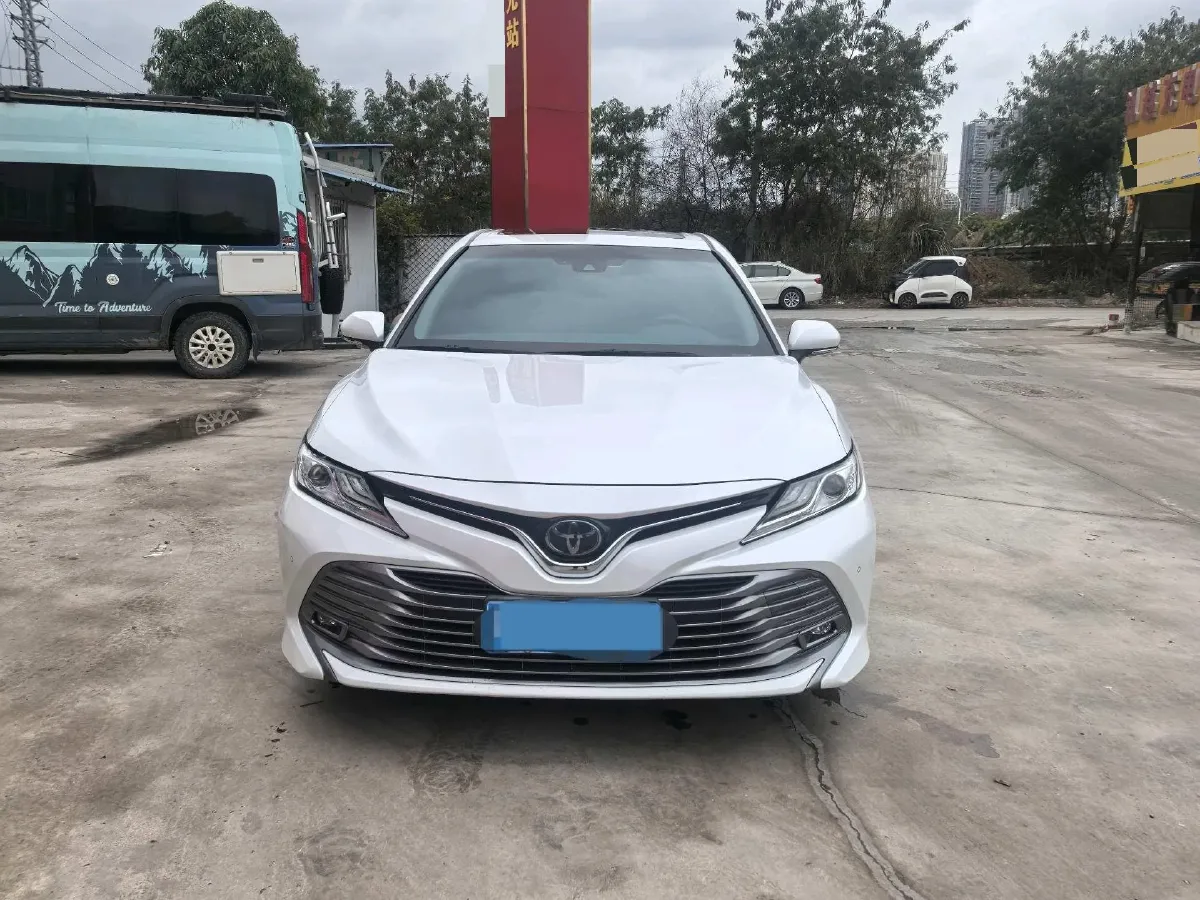2019 Toyota Camry 2.0L 178HP L4 CVT,autocango,china used car exporter,china ev exporter,chinese used car exporter,chinese used ev exporter