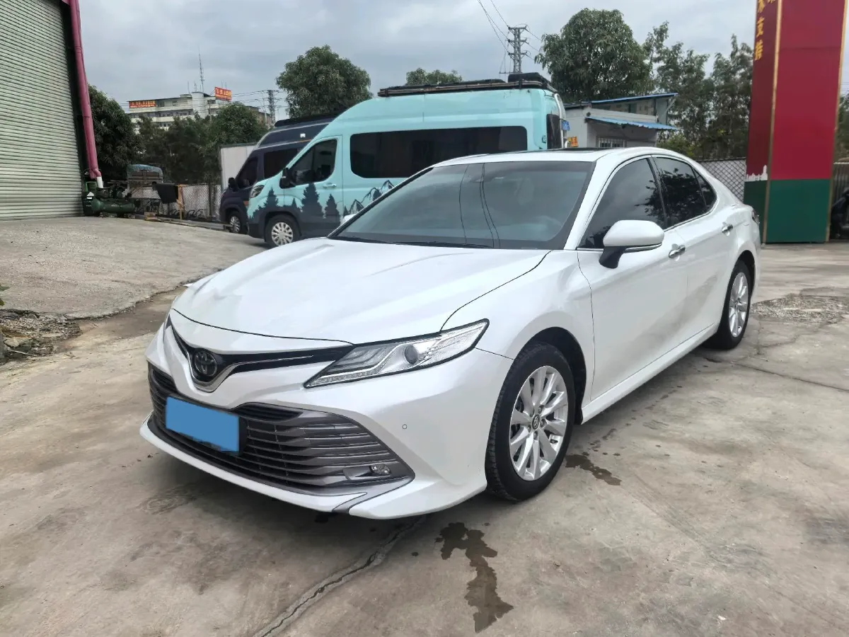 2019 Toyota Camry 2.0L 178HP L4 CVT,autocango,china used car exporter,china ev exporter,chinese used car exporter,chinese used ev exporter