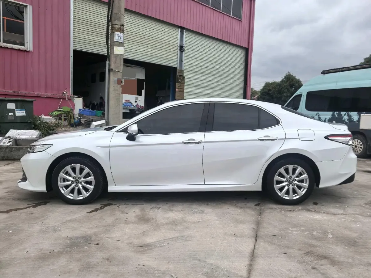 2019 Toyota Camry 2.0L 178HP L4 CVT,autocango,china used car exporter,china ev exporter,chinese used car exporter,chinese used ev exporter