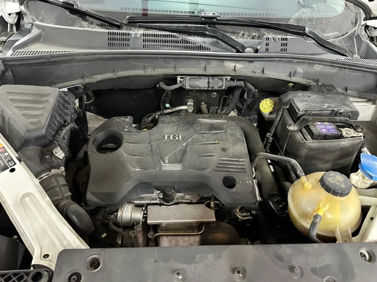 2018 Roewe RX5 1.5T 169HP L4 7DCT,autocango,china used car exporter,china ev exporter,chinese used car exporter,chinese used ev exporter