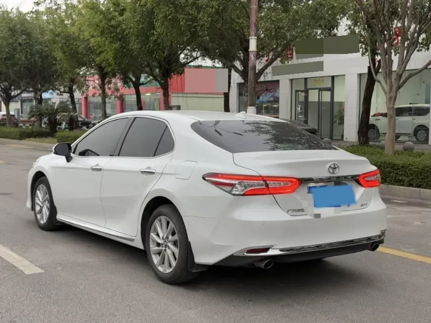 2023 Toyota Camry 2.0L 177HP L4 CVT,autocango,china used car exporter,china ev exporter,chinese used car exporter,chinese used ev exporter
