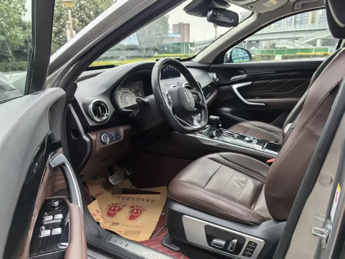 2017 WEY VV7 2.0T 234HP L4 7DCT,autocango,china used car exporter,china ev exporter,chinese used car exporter,chinese used ev exporter