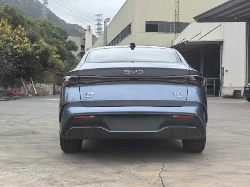 2025 BYD Seal 06 1.5L 101HP L4 E-CVT PHEV 15.87KWH,autocango,china used car exporter,china ev exporter,chinese used car exporter,chinese used ev exporter