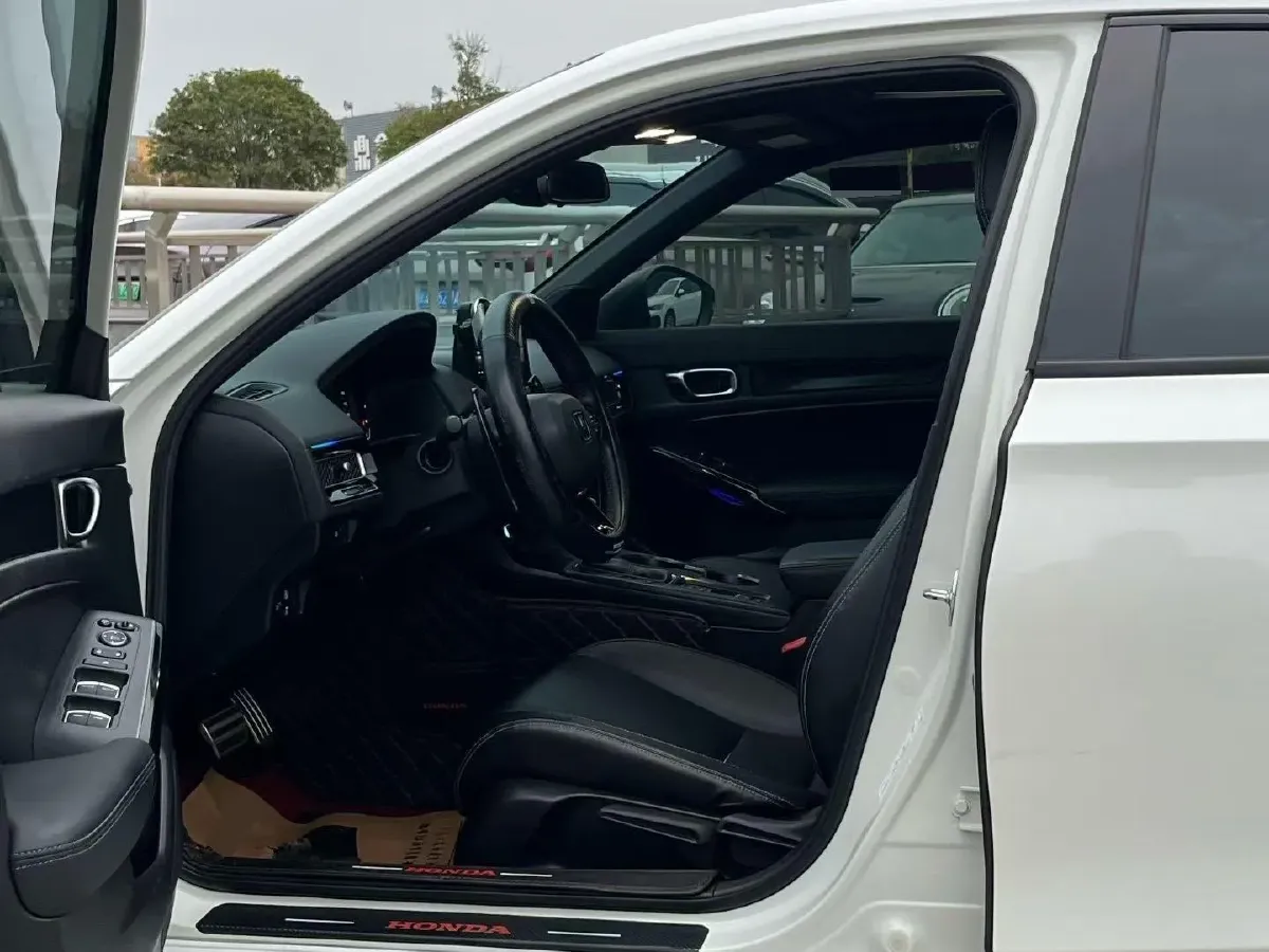 2022 Honda Civic 1.5T 182HP L4 CVT,autocango,china used car exporter,china ev exporter,chinese used car exporter,chinese used ev exporter