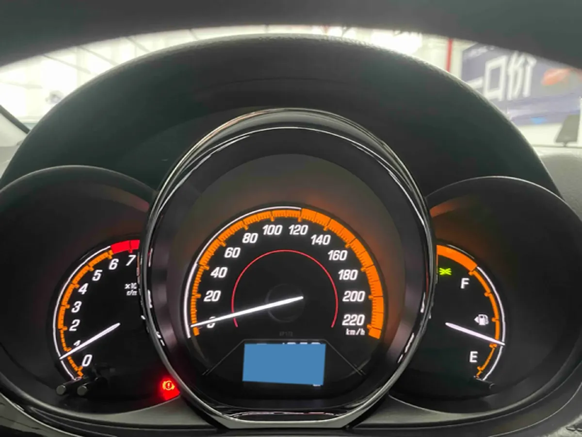 2022 Toyota Yaris L 1.5L 112HP L4 CVT,autocango,china used car exporter,china ev exporter,chinese used car exporter,chinese used ev exporter