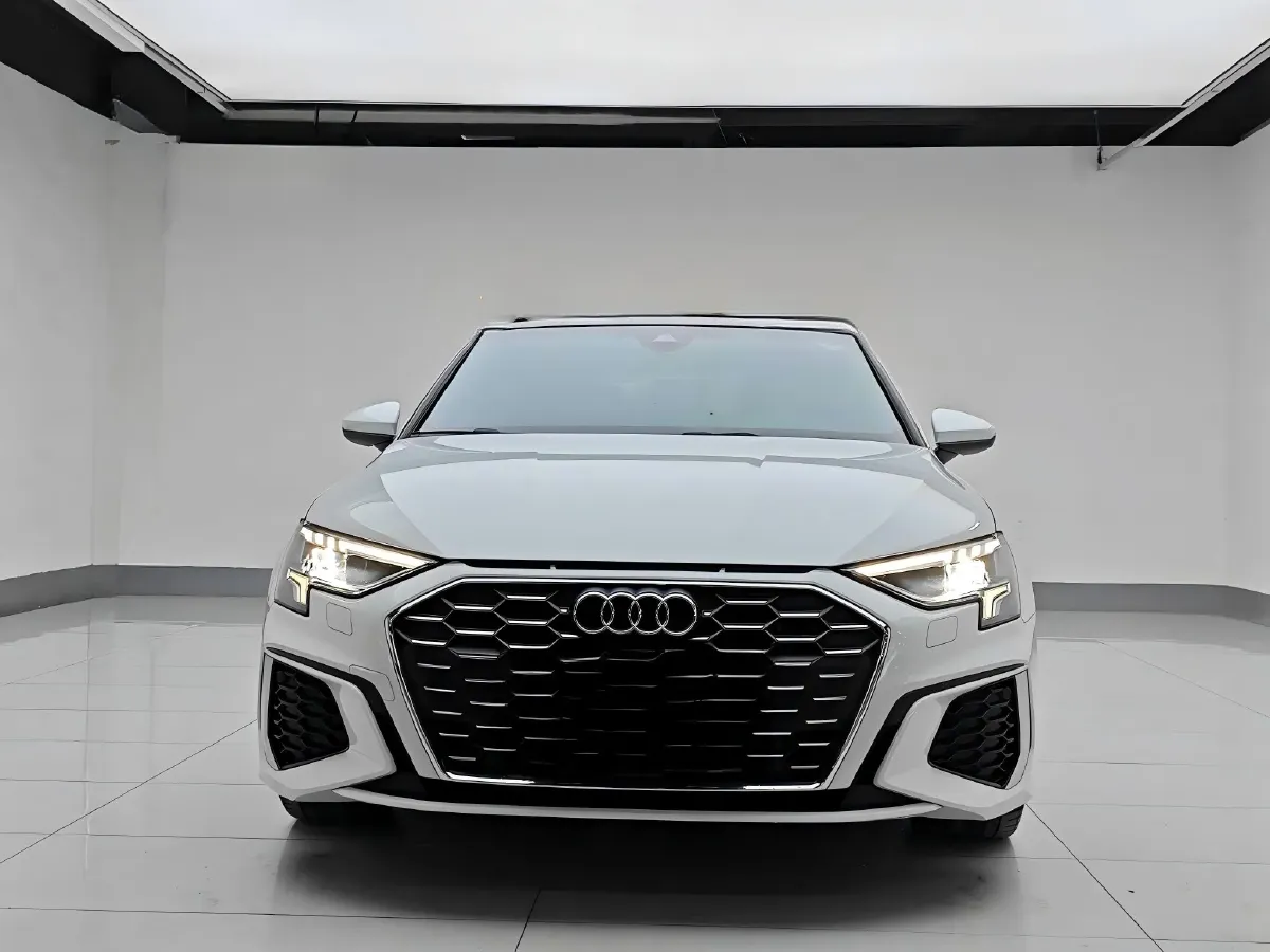 2024 Audi A3 1.4T 150HP L4 7DCT,autocango,china used car exporter,china ev exporter,chinese used car exporter,chinese used ev exporter