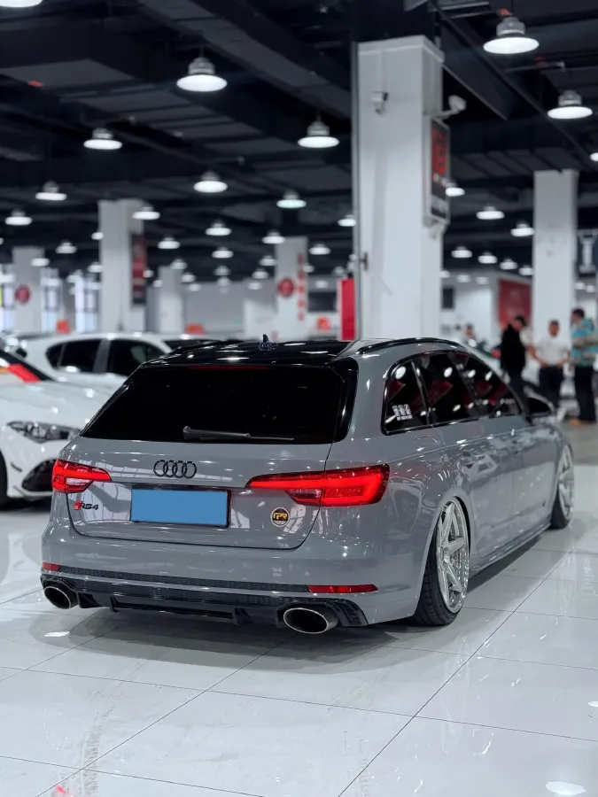 2020 Audi A4 2.0T 190HP L4 7DCT,autocango,china used car exporter,china ev exporter,chinese used car exporter,chinese used ev exporter