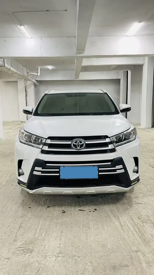 2021 Toyota Highlander 2.0T 220HP L4 6AT,autocango,china used car exporter,china ev exporter,chinese used car exporter,chinese used ev exporter