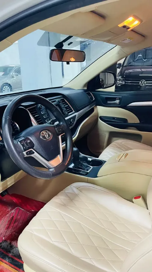 2021 Toyota Highlander 2.0T 220HP L4 6AT,autocango,china used car exporter,china ev exporter,chinese used car exporter,chinese used ev exporter