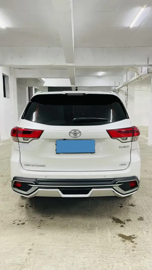 2021 Toyota Highlander 2.0T 220HP L4 6AT,autocango,china used car exporter,china ev exporter,chinese used car exporter,chinese used ev exporter