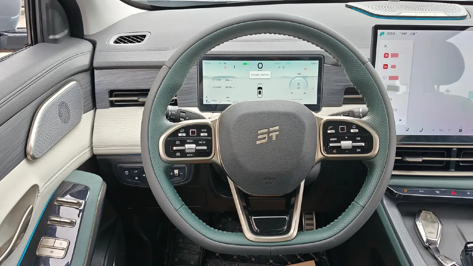 2023 Chery Tiggo 9 2.0T 261HP L4 8AT,autocango,china used car exporter,china ev exporter,chinese used car exporter,chinese used ev exporter