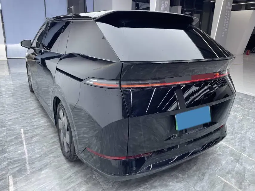 2025 Xpeng X9 BEV,autocango,china used car exporter,china ev exporter,chinese used car exporter,chinese used ev exporter