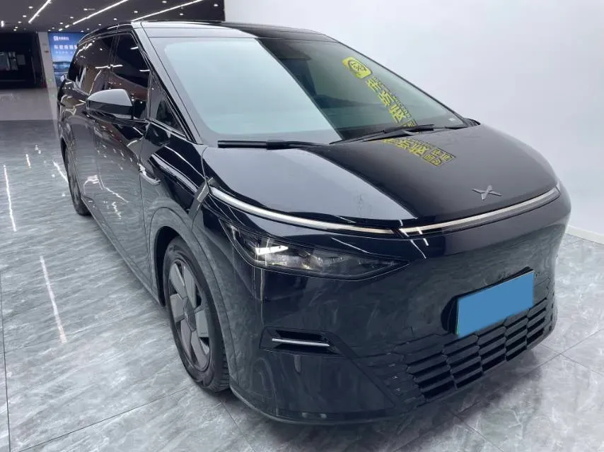 2025 Xpeng X9 BEV,autocango,china used car exporter,china ev exporter,chinese used car exporter,chinese used ev exporter