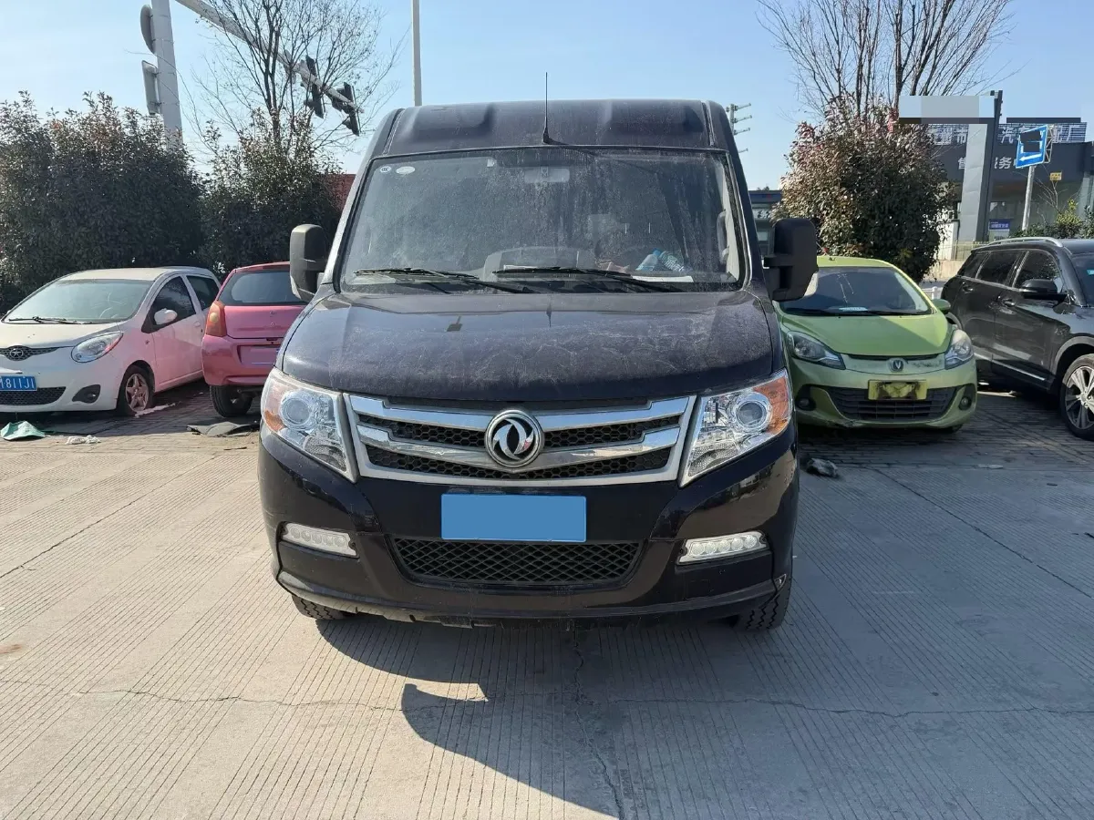 2021 DongFeng DFAC YuFeng 2.0T 136HP L4 6MT,autocango,china used car exporter,china ev exporter,chinese used car exporter,chinese used ev exporter