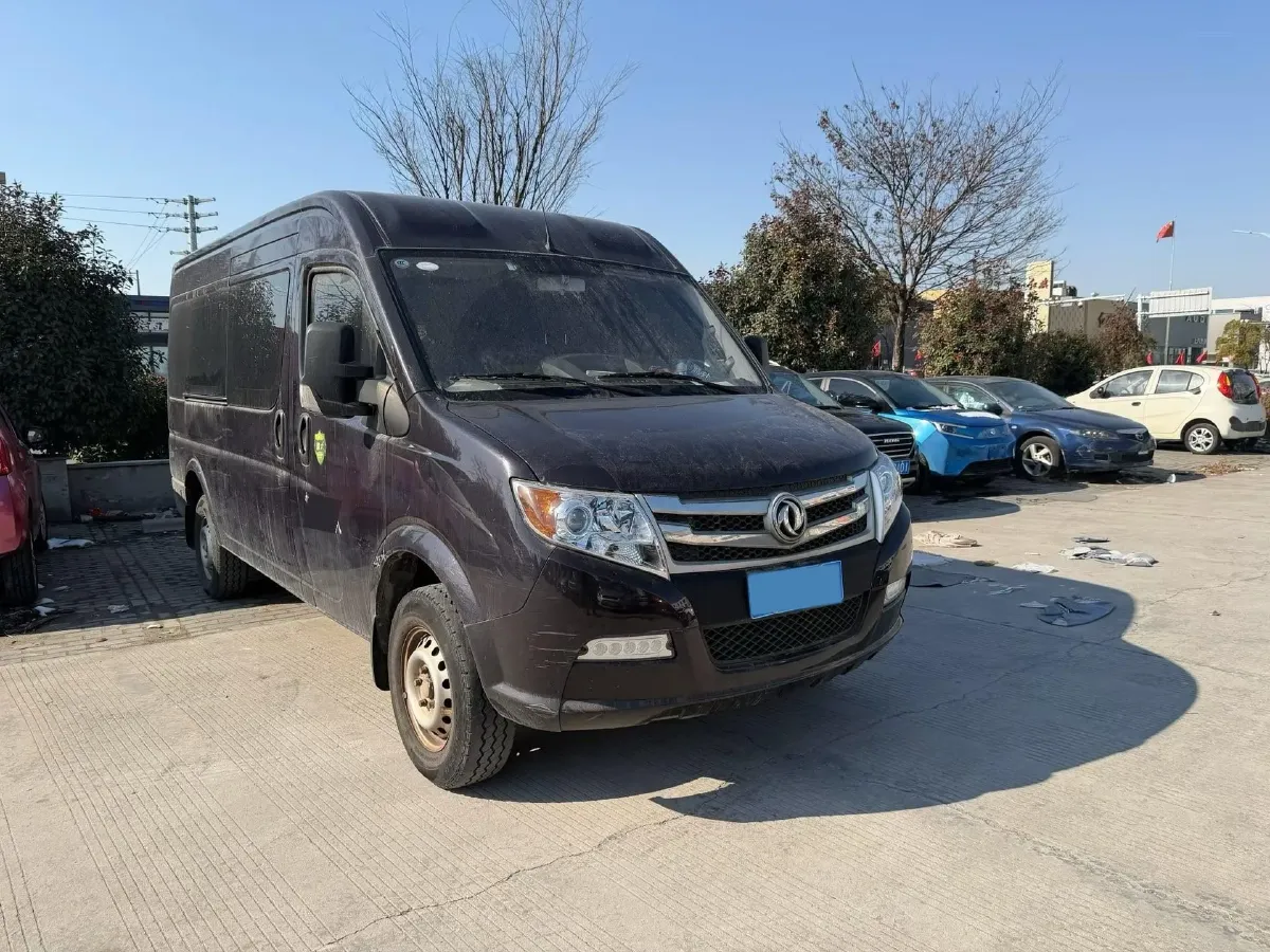 2021 DongFeng DFAC YuFeng 2.0T 136HP L4 6MT,autocango,china used car exporter,china ev exporter,chinese used car exporter,chinese used ev exporter