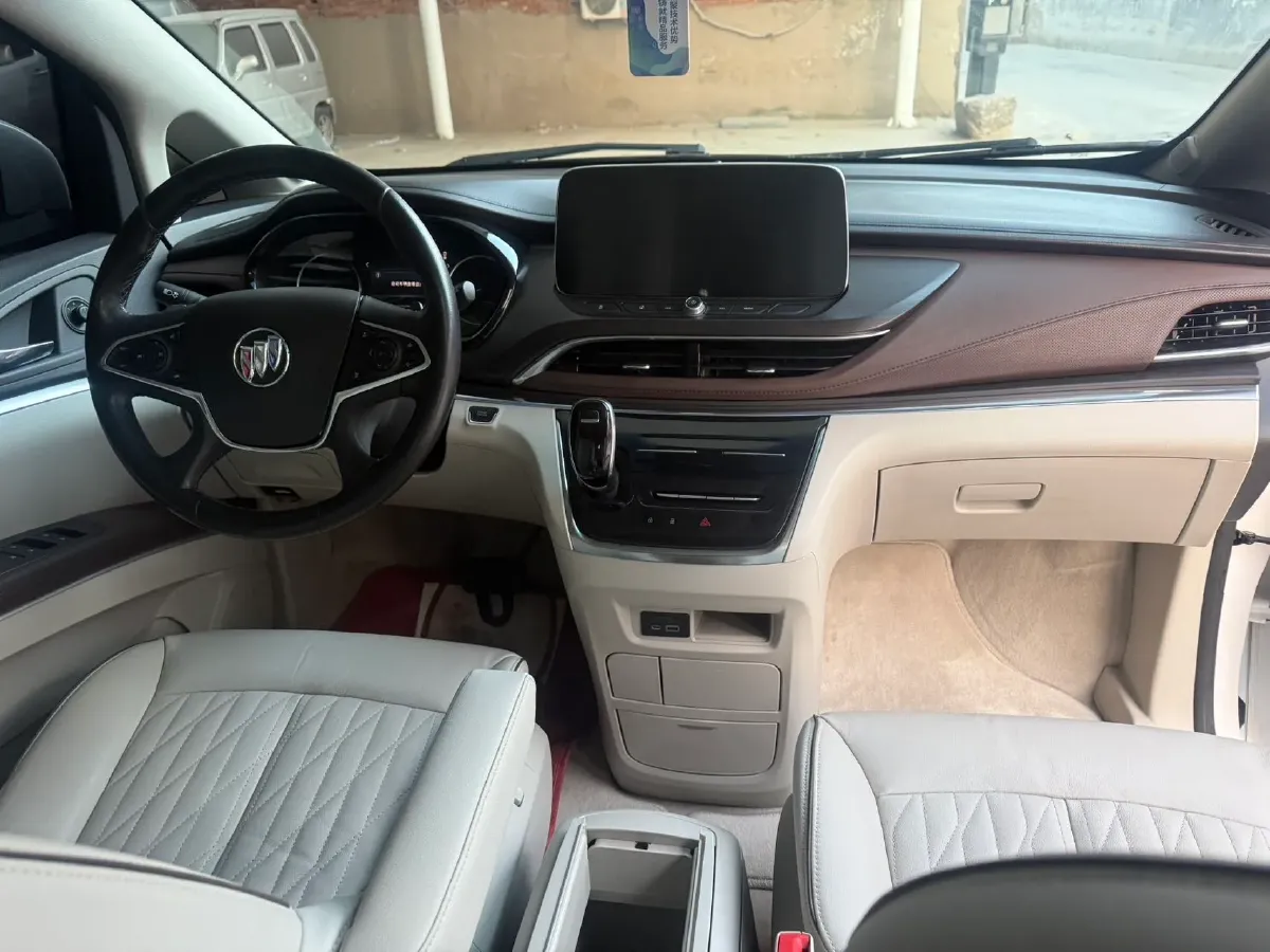 2021 Buick GL8 2.0T 237HP L4 9AT,autocango,china used car exporter,china ev exporter,chinese used car exporter,chinese used ev exporter