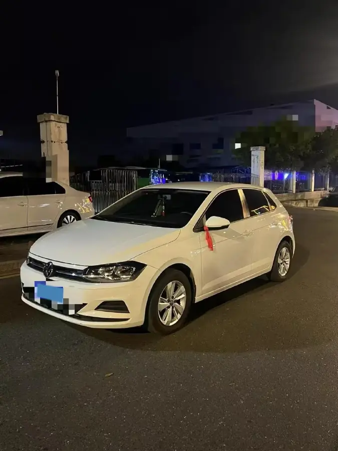 2023 Volkswagen Polo 1.5L 110HP L4 6AT