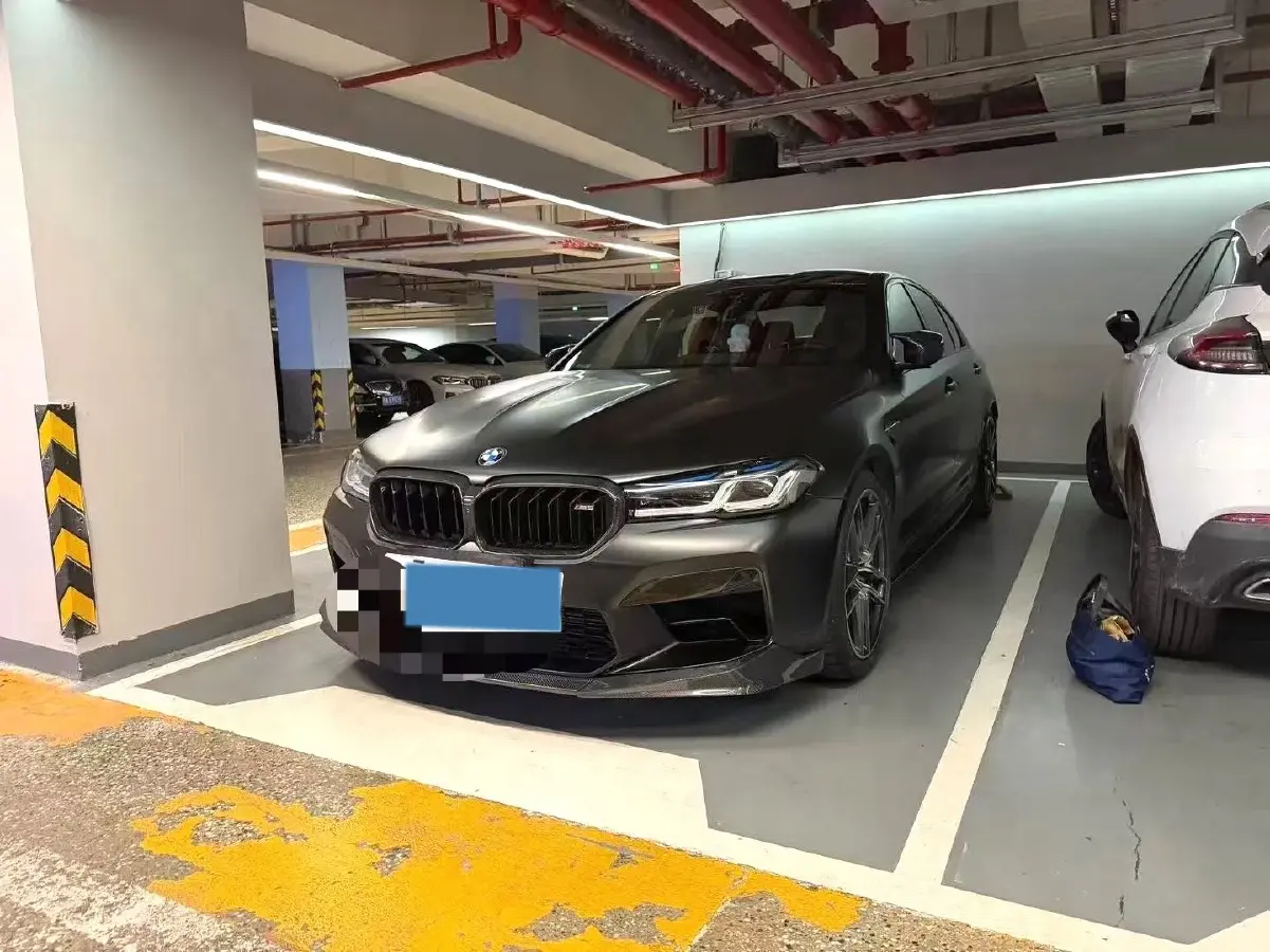 2021 BMW M5 4.4T 600HP V8 8AT