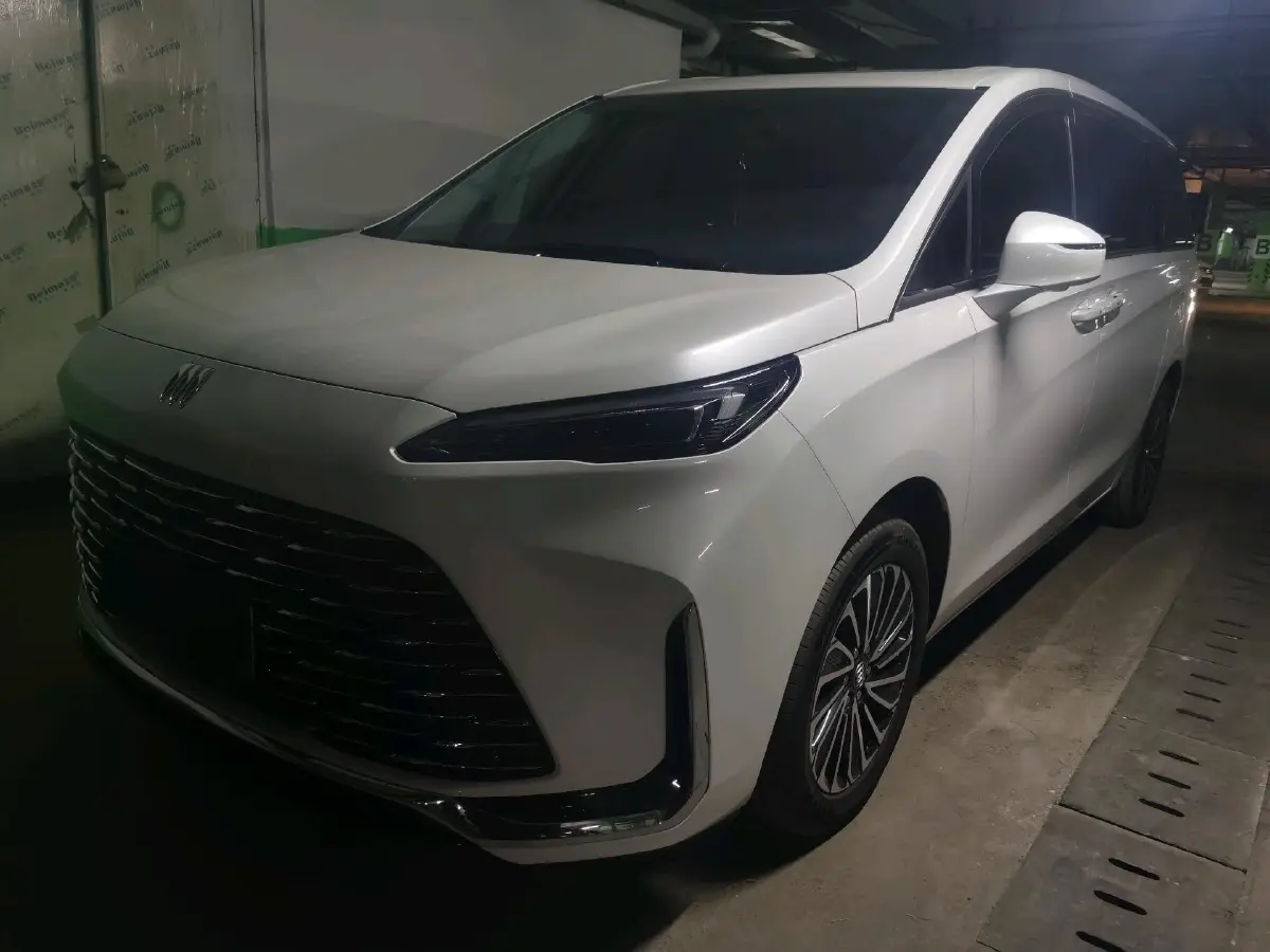 2025 Buick GL8 1.5T 180HP L4 2DHT PHEV