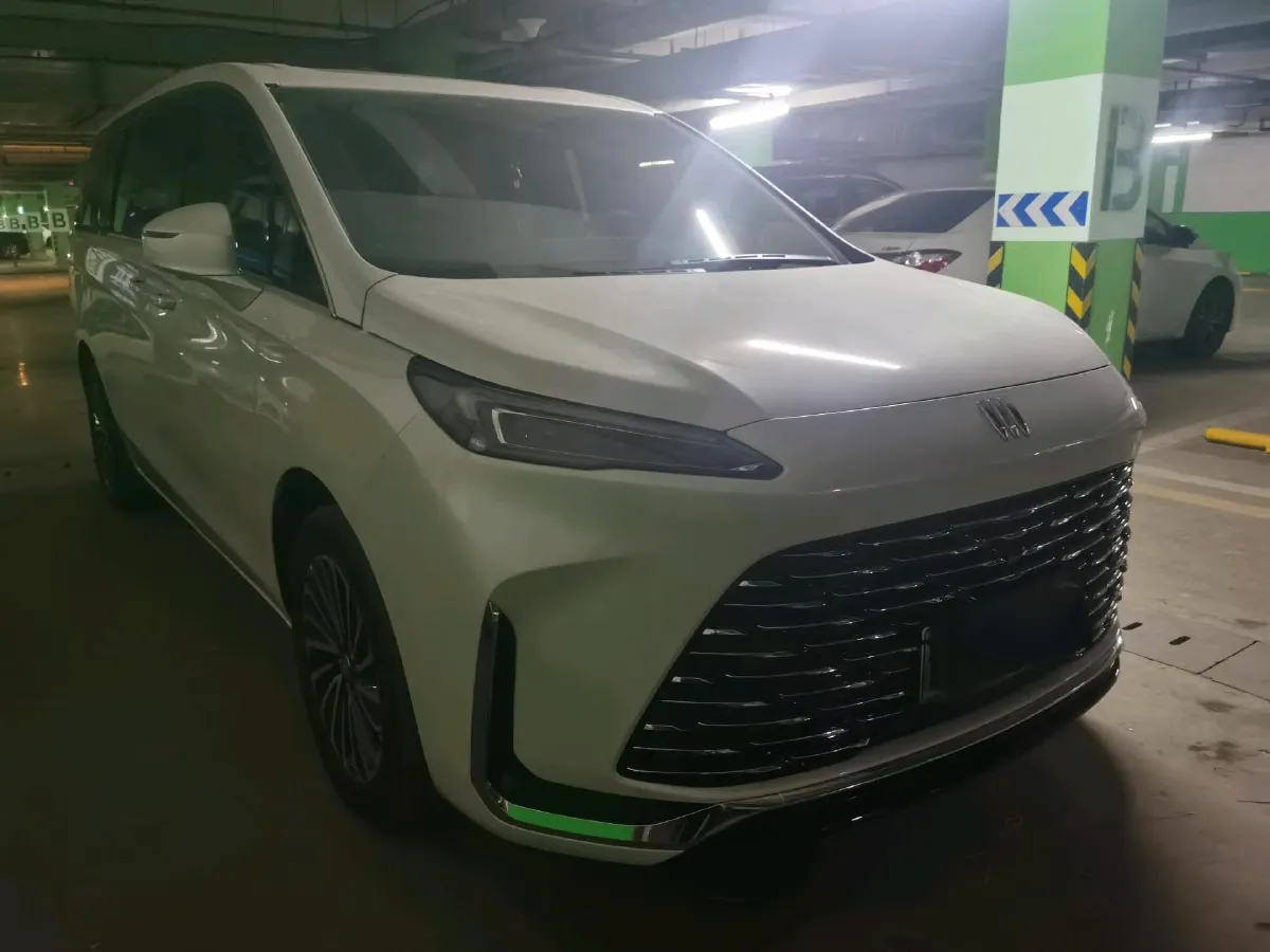 2025 Buick GL8 1.5T 180HP L4 2DHT PHEV,autocango,china used car exporter,china ev exporter,chinese used car exporter,chinese used ev exporter