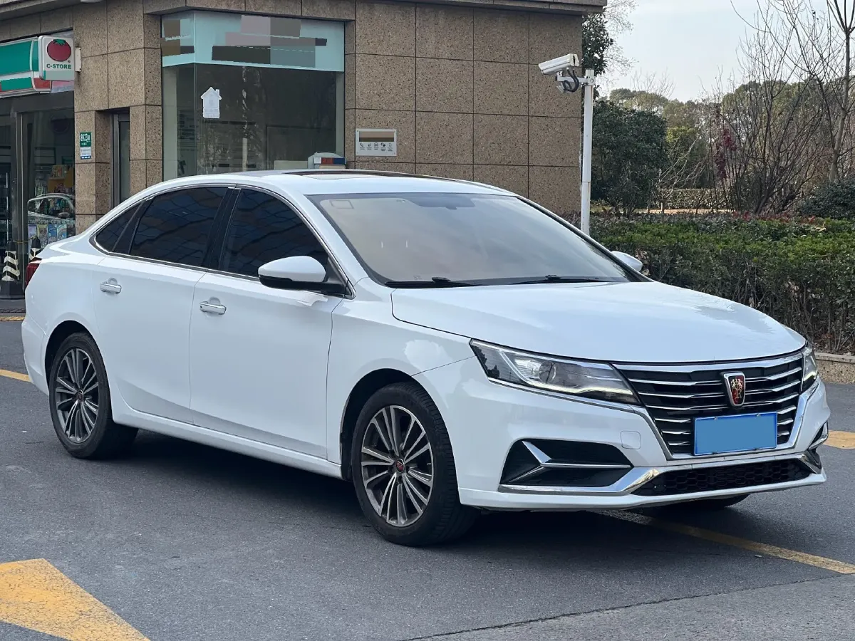 2020 Roewe i6 1.6L 125HP L4 CVT,autocango,china used car exporter,china ev exporter,chinese used car exporter,chinese used ev exporter