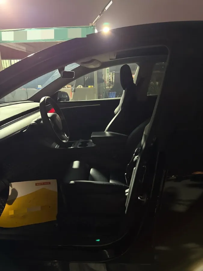 2022 Tesla Model Y BEV 60KWH,autocango,china used car exporter,china ev exporter,chinese used car exporter,chinese used ev exporter