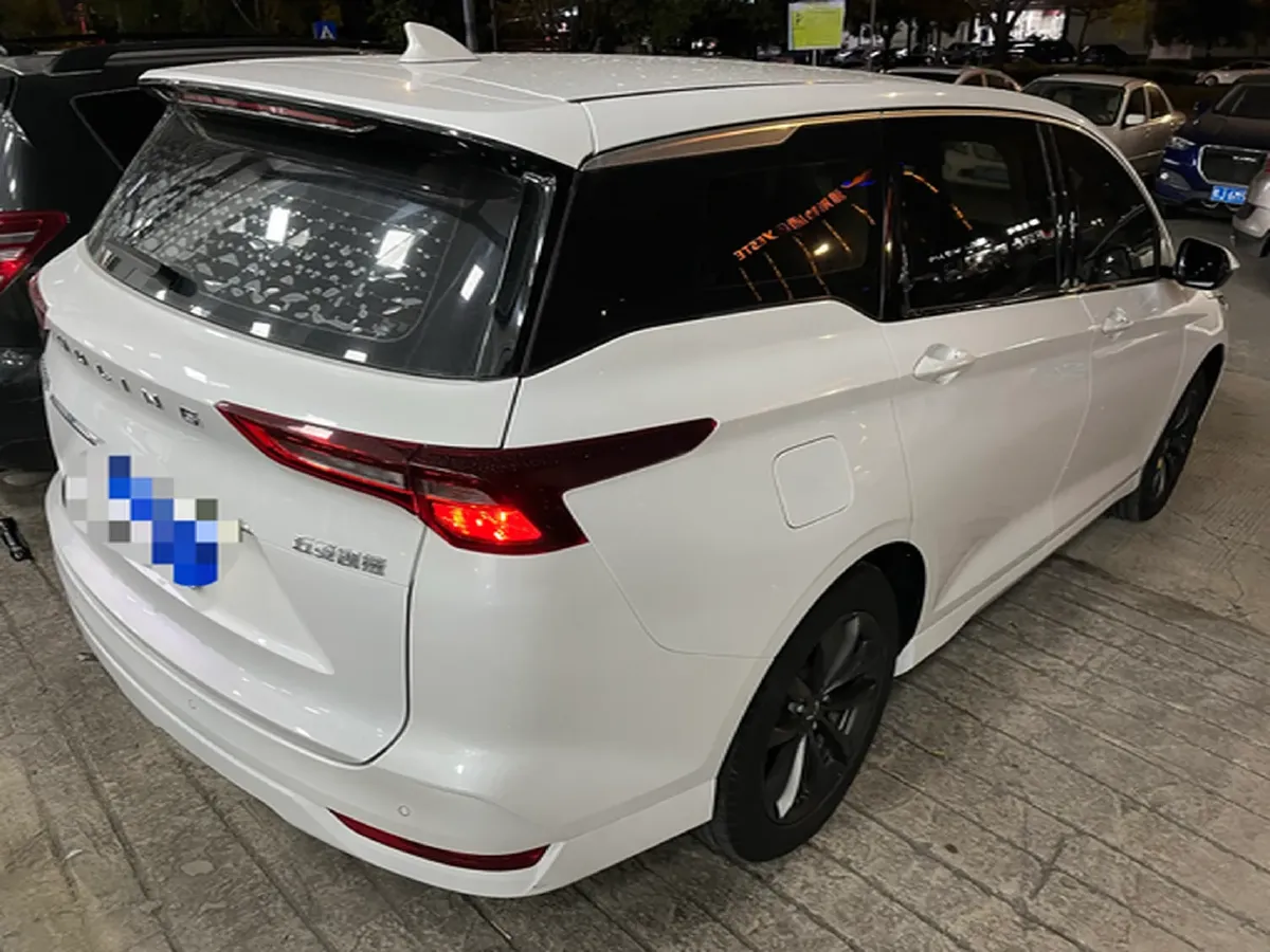 2020 WuLing KaiJie 1.5T 147HP L4 CVT,autocango,china used car exporter,china ev exporter,chinese used car exporter,chinese used ev exporter