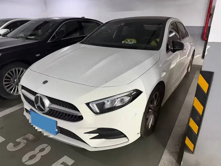 2021 Mercedes-Benz A Class 1.3T 163HP L4 7DCT
