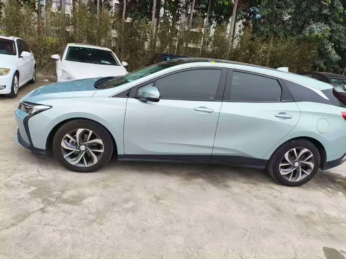 2022 Buick Velite 6 1.5L 102HP L4 E-CVT PHEV 9.5KWH,autocango,china used car exporter,china ev exporter,chinese used car exporter,chinese used ev exporter