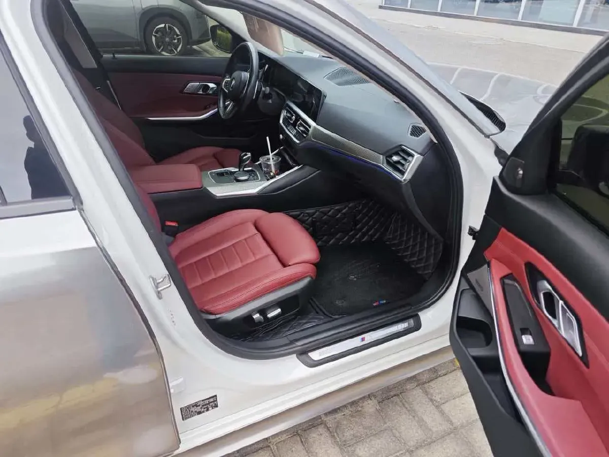 2021 BMW 3 Series 2.0T 184HP L4 8AT,autocango,china used car exporter,china ev exporter,chinese used car exporter,chinese used ev exporter