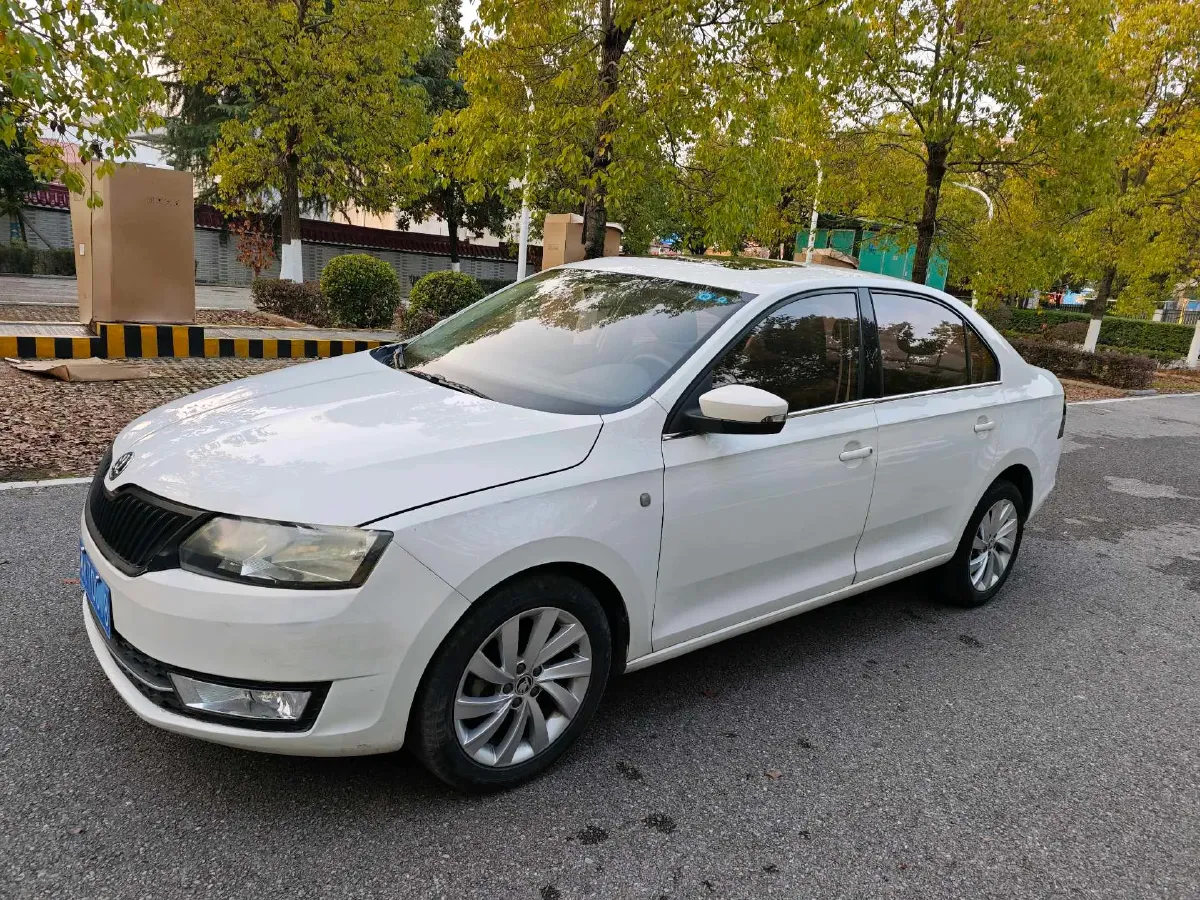 2019 SWM G01 1.5T 156HP L4 6AT,autocango,china used car exporter,china ev exporter,chinese used car exporter,chinese used ev exporter