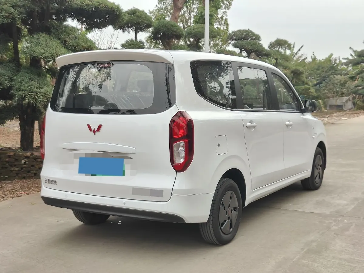 2025 WuLing HongGuang New Energy REEV 99HP REEV,autocango,china used car exporter,china ev exporter,chinese used car exporter,chinese used ev exporter