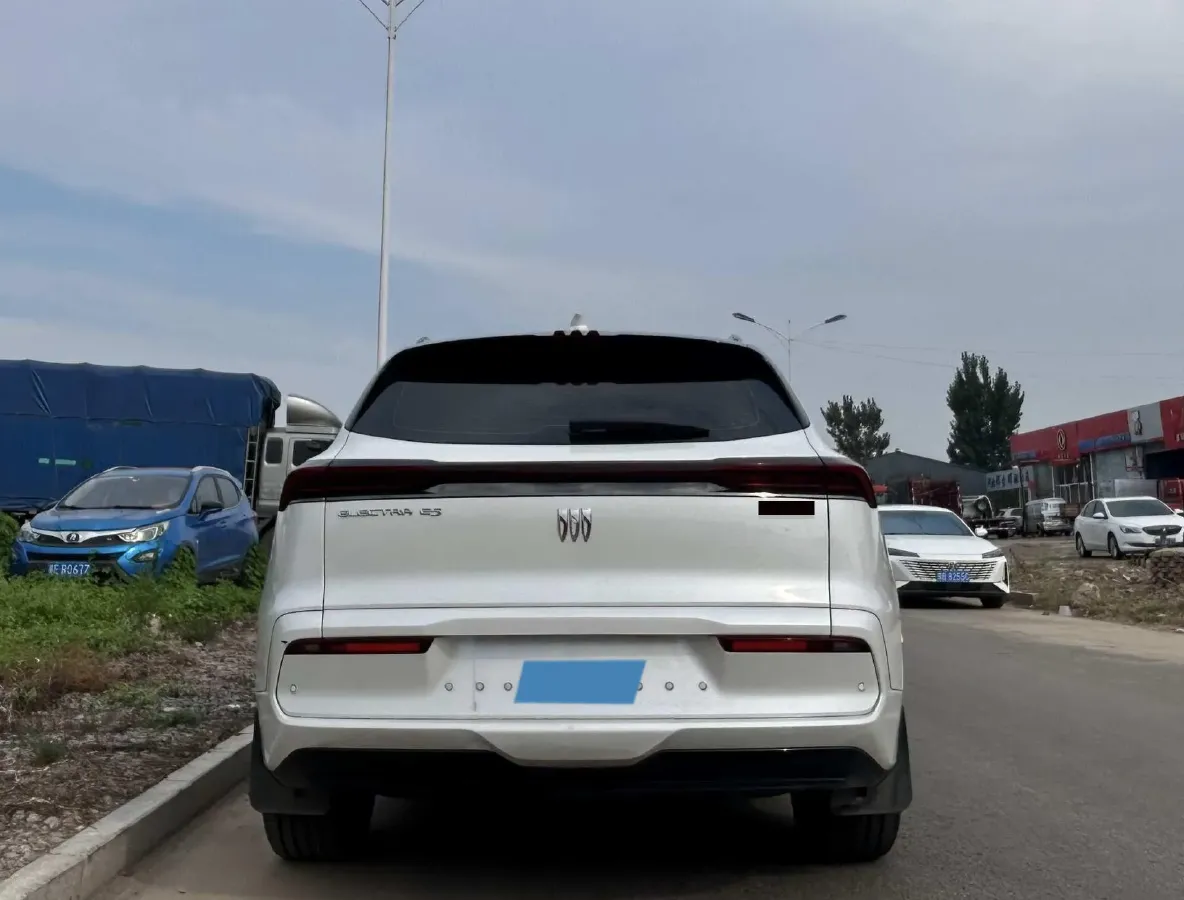 2024 Buick E5 BEV 68.4KWH,autocango,china used car exporter,china ev exporter,chinese used car exporter,chinese used ev exporter