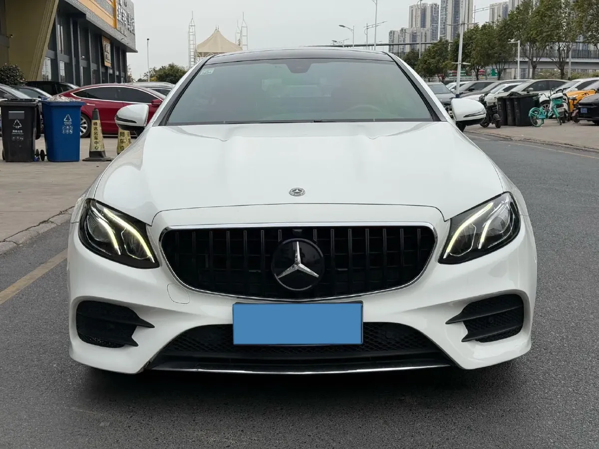 2020 Mercedes-Benz E Class 1.5T 184HP L4 9AT,autocango,china used car exporter,china ev exporter,chinese used car exporter,chinese used ev exporter
