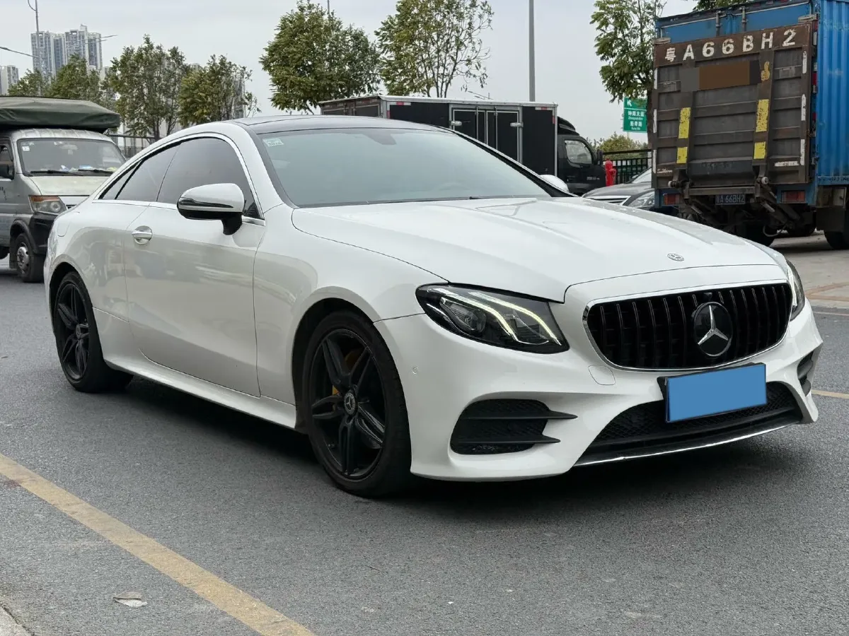 2020 Mercedes-Benz E Class 1.5T 184HP L4 9AT,autocango,china used car exporter,china ev exporter,chinese used car exporter,chinese used ev exporter