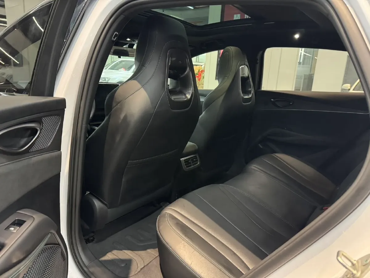 2024 BYD Seal 06 1.5L 101HP L4 E-CVT PHEV 15.87KWH,autocango,china used car exporter,china ev exporter,chinese used car exporter,chinese used ev exporter