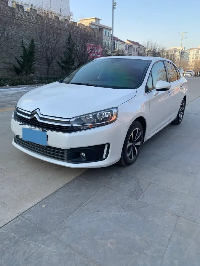 2018 Citroen C4 C-Quatre 1.6L 117HP L4 6AT