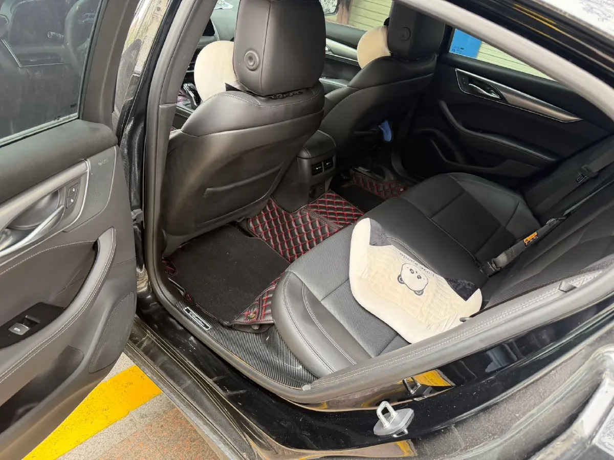 2024 Cadillac CT5 2.0T 237HP L4 10AT,autocango,china used car exporter,china ev exporter,chinese used car exporter,chinese used ev exporter