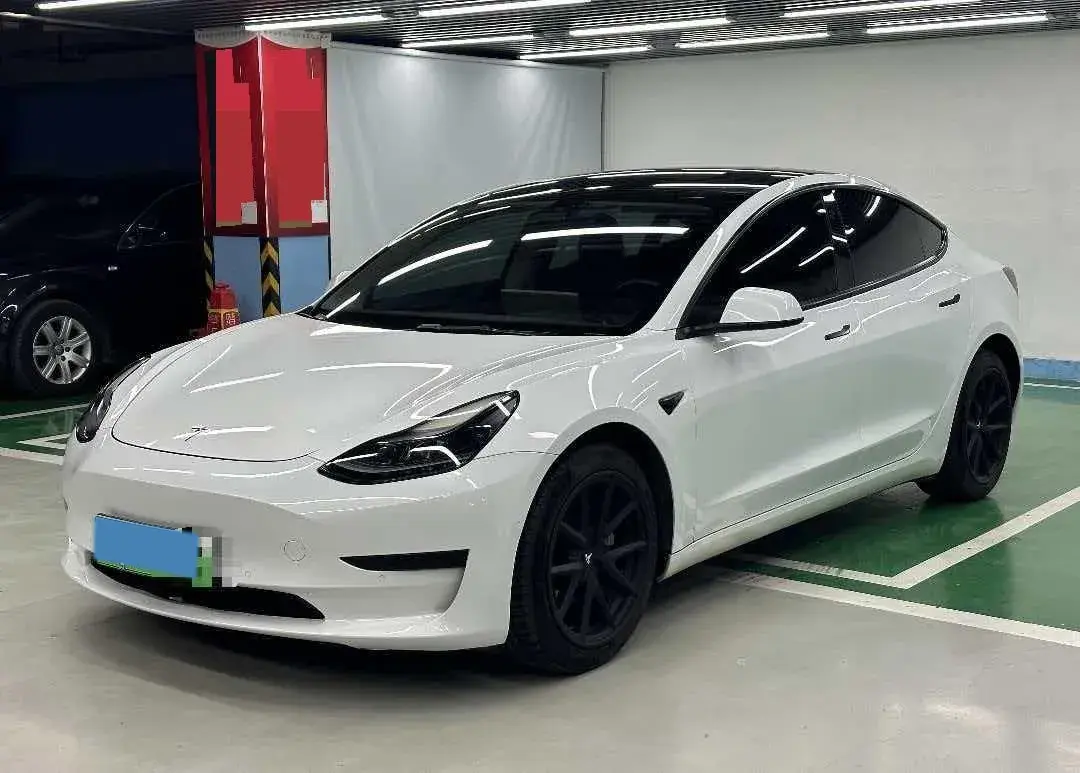2022 Tesla Model 3 BEV 60KWH