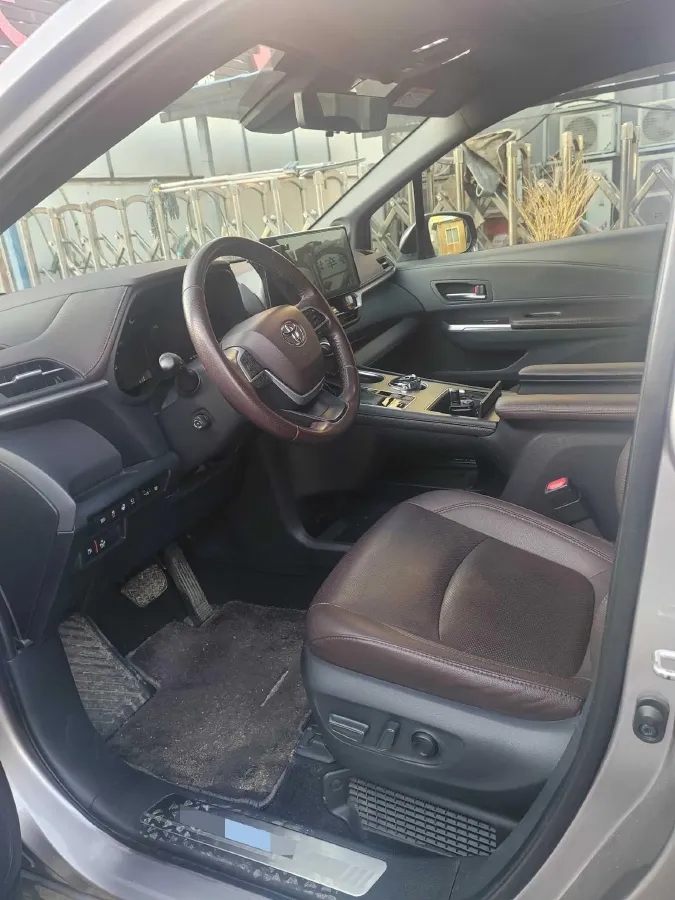 2021 Toyota Sienna 2.5L 192HP L4 E-CVT Hybrid,autocango,china used car exporter,china ev exporter,chinese used car exporter,chinese used ev exporter