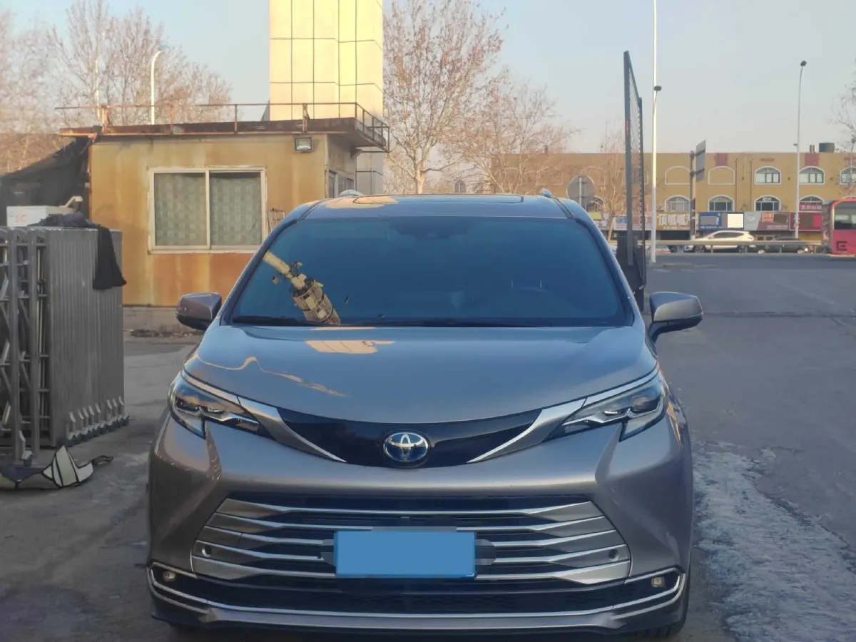 2021 Toyota Sienna 2.5L 192HP L4 E-CVT Hybrid,autocango,china used car exporter,china ev exporter,chinese used car exporter,chinese used ev exporter