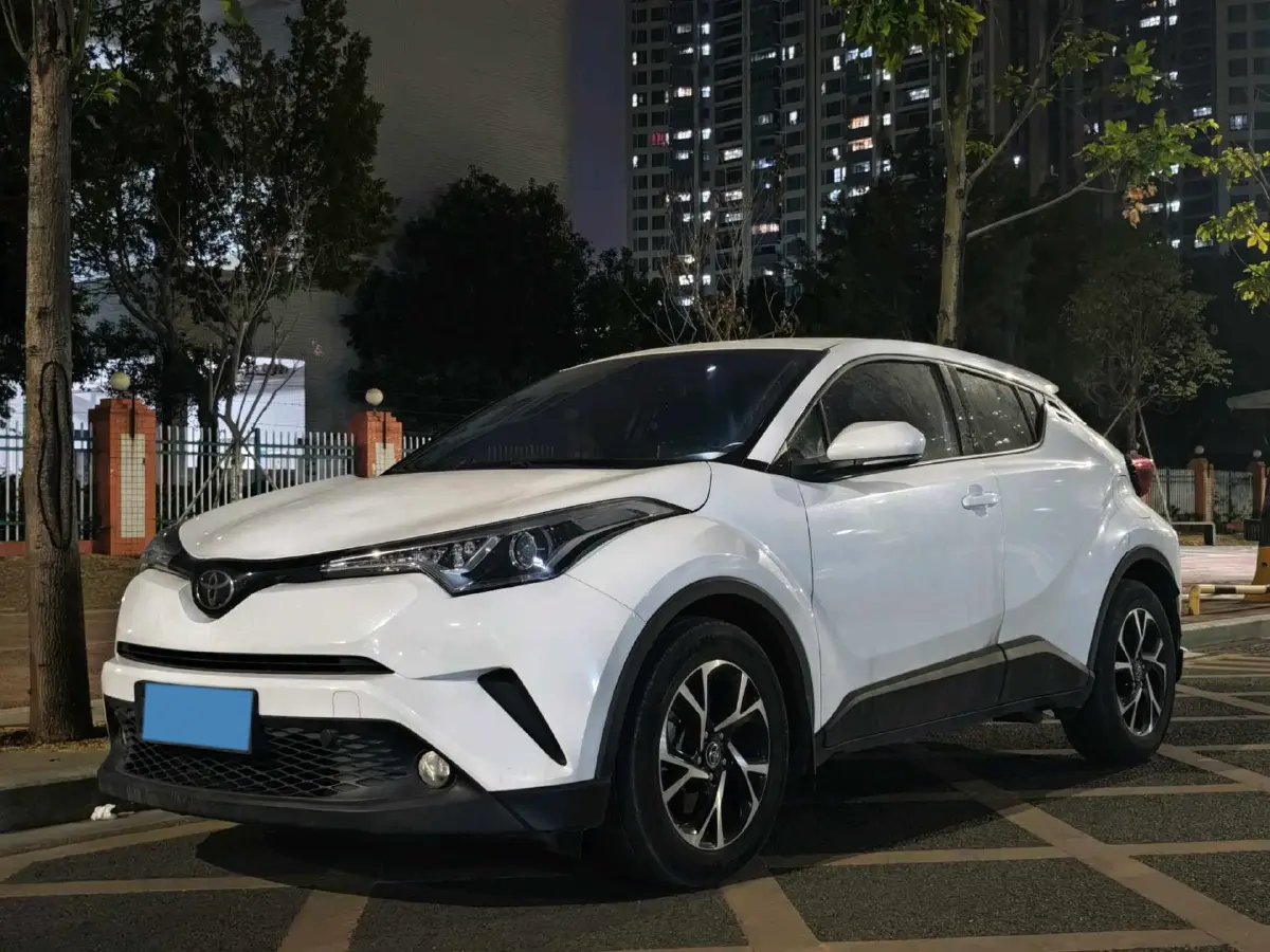 2018 Toyota C-HR 2.0L 171HP L4 CVT