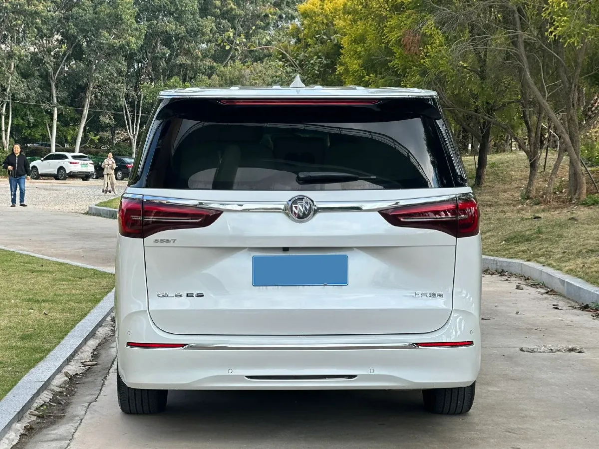 2020 Buick GL8 2.0T 237HP L4 9AT,autocango,china used car exporter,china ev exporter,chinese used car exporter,chinese used ev exporter