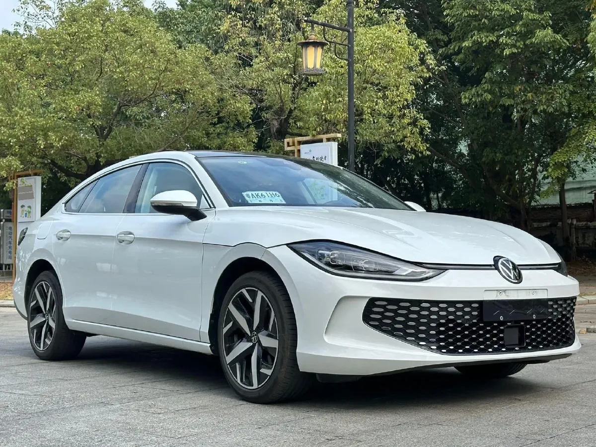2025 Volkswagen Lamando 1.4T 150HP L4 7DCT,autocango,china used car exporter,china ev exporter,chinese used car exporter,chinese used ev exporter