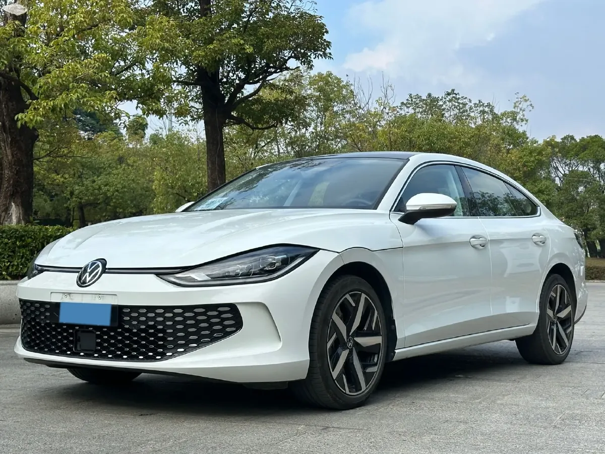 2025 Volkswagen Lamando 1.4T 150HP L4 7DCT,autocango,china used car exporter,china ev exporter,chinese used car exporter,chinese used ev exporter