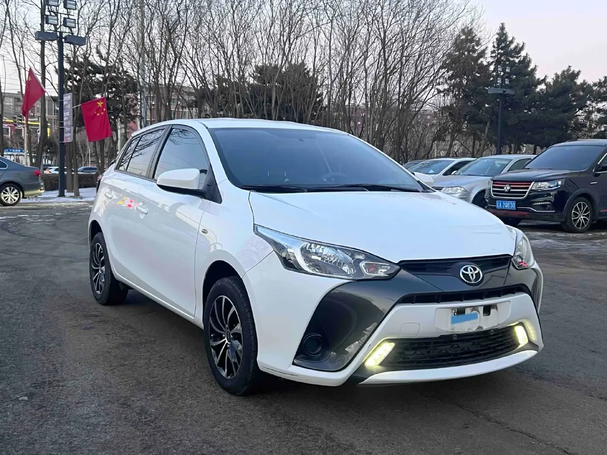2017 Toyota Yaris L 1.5L 107HP L4 CVT,autocango,china used car exporter,china ev exporter,chinese used car exporter,chinese used ev exporter
