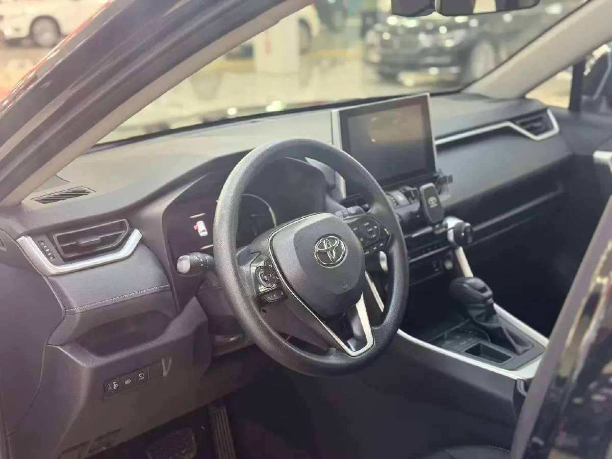 2022 Toyota RAV4 2.0L 171HP L4 CVT,autocango,china used car exporter,china ev exporter,chinese used car exporter,chinese used ev exporter