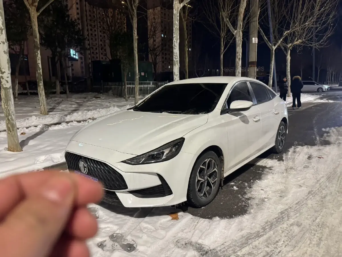 2021 MG 5 1.5L 120HP L4 CVT